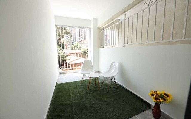 Lux Suites Sandalwood Gardens Apartments