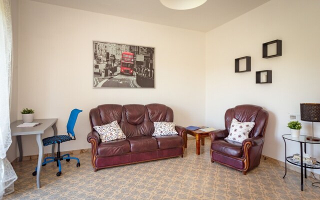 House Of Olive Trees, Relaxation And Wi-fi