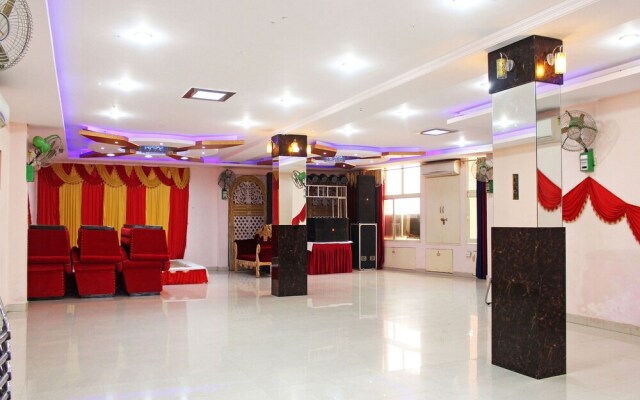 The Hotel Rajmahal & Banquet
