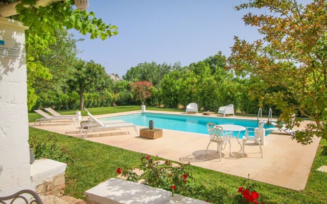TD Trulli della Rosatella Typical Trulli w/ Pool