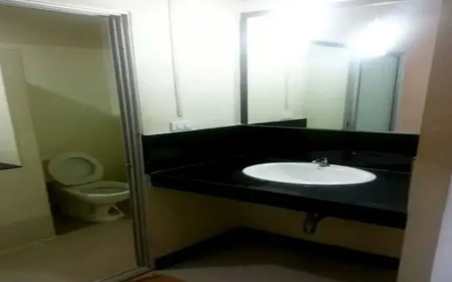 Hong Kong Plaza Service Apartment