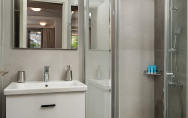 Dimitra Apts - Superior Maisonette Suite With