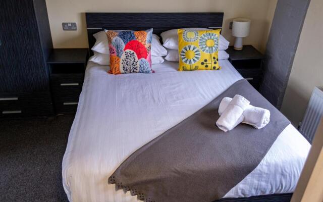 Potbank Aparthotel