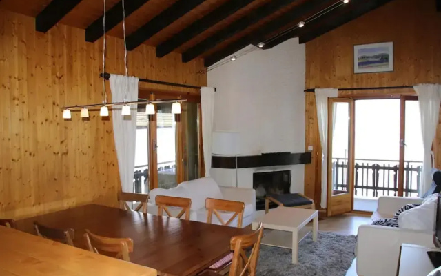 Stunning Apartment in Heart of Valley