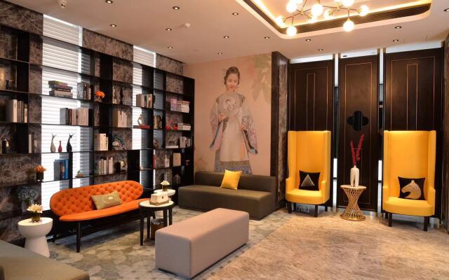 Paco Hotel