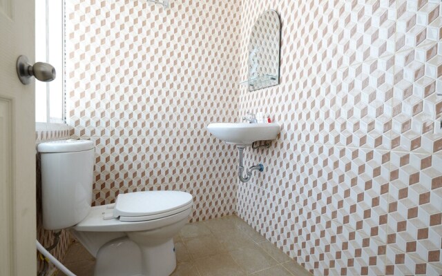 Griya Rw Family Guest House by OYO