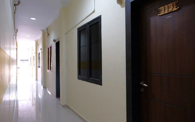 OYO 1149 Hotel Mustika