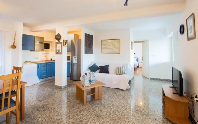 Holiday home Mala Lozna II