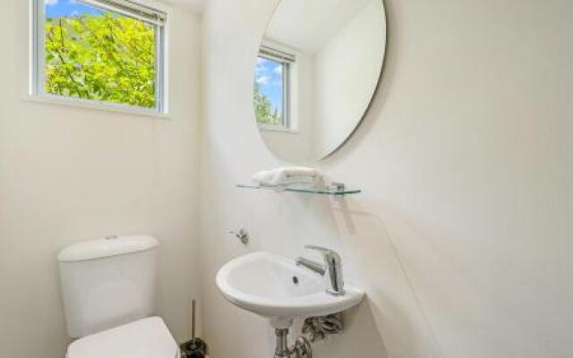 Amberley Retreat