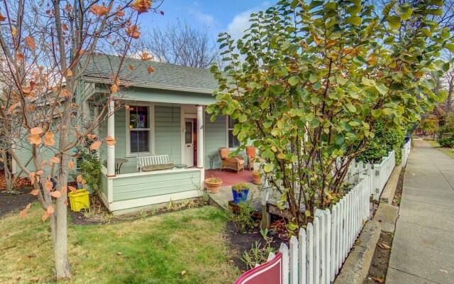 Carlisle Garden Suites