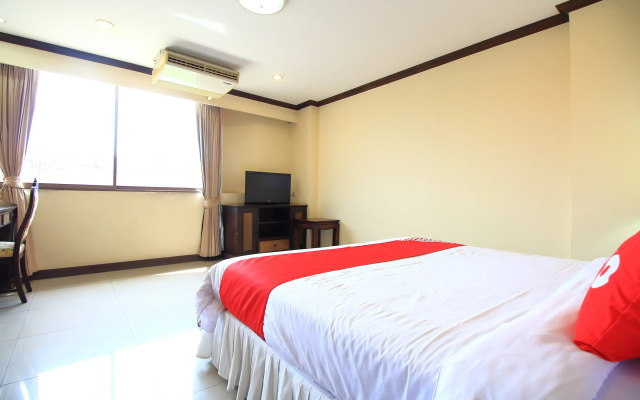 OYO 471 Sunshine Apartment
