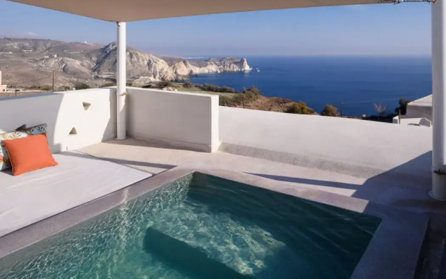 Potnia Theron Suites