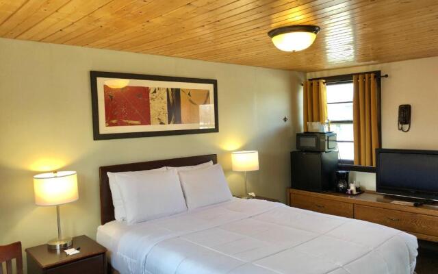 Hilltop Lodge