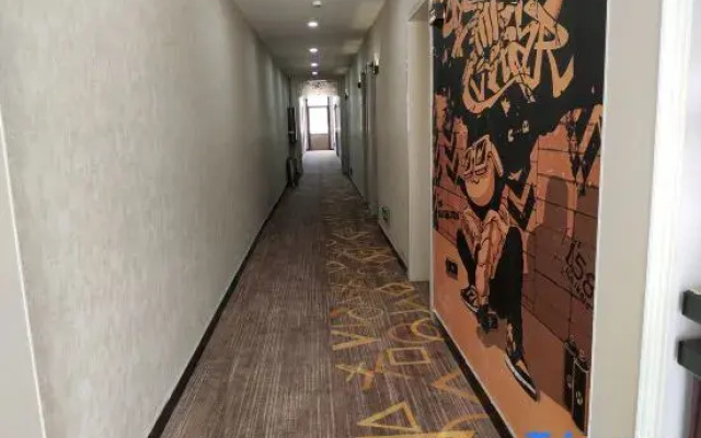 Zhanteng Express Hotel