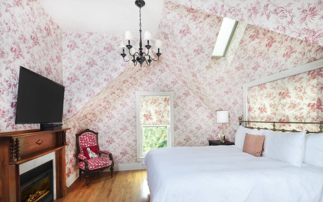 Grape Leaf Inn