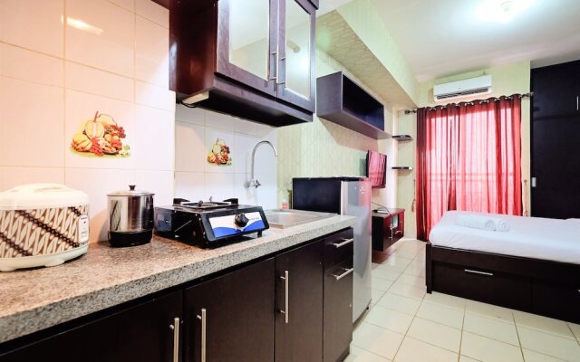 Minimalist Studio Room At Serpong Greenview