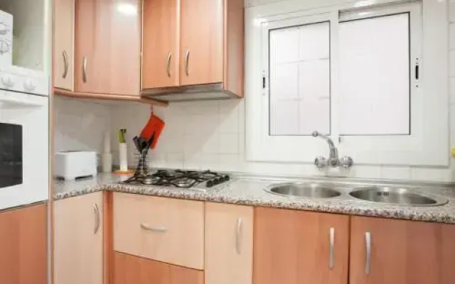Bright Apartment Close To Congress Center & Port