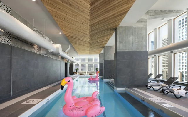 New Hotel Moxy Montreal Downtown
