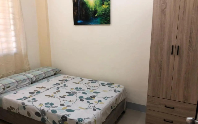 Door 1 Bench Apartment