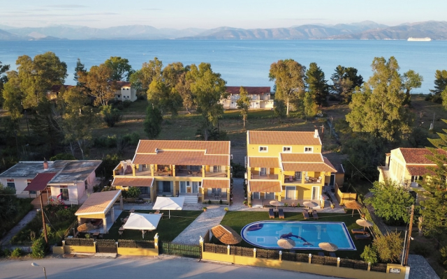 Comissa Luxury Suites
