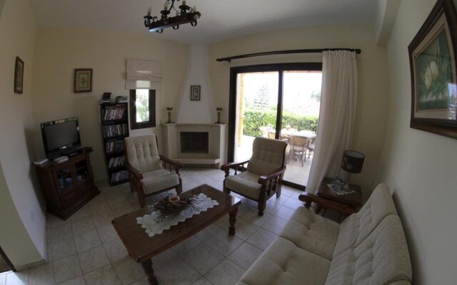 Eve Pissouri Veriko Villa