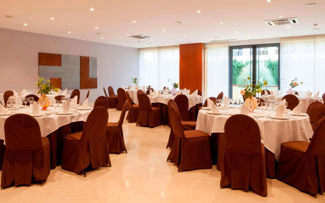 AC Hotel Sevilla Fórum by Marriott