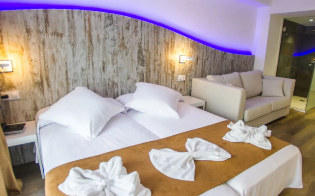 Welikehotel Triton Beach