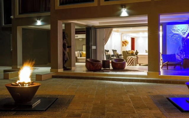 Royal Mukumbura Boutique Hotel