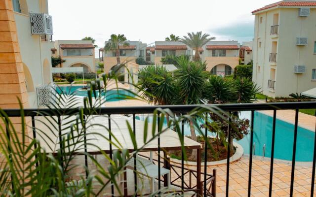 Fantastic 4 Cyprus First Line Beachfront