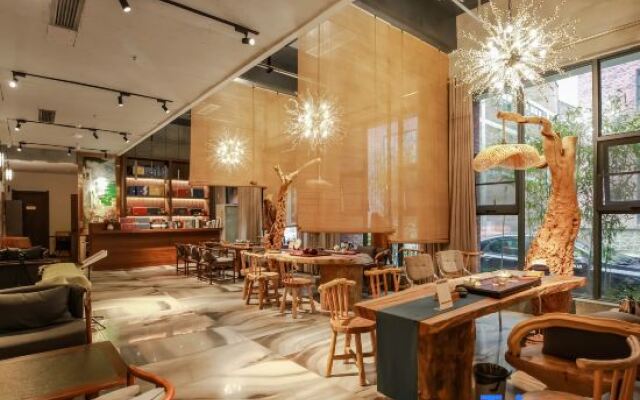 Yunlu garden hotel（Duyun sanxian museum branch）