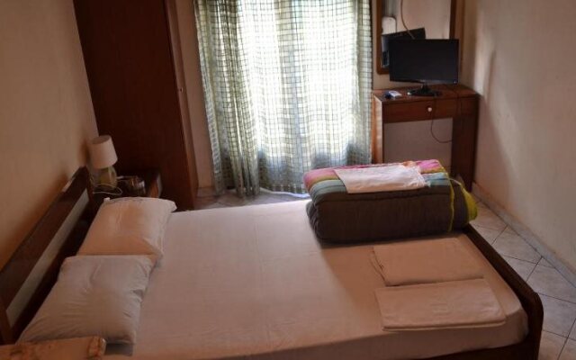 Argo Hotel