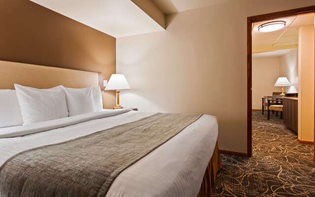 Best Western West Towne Suites