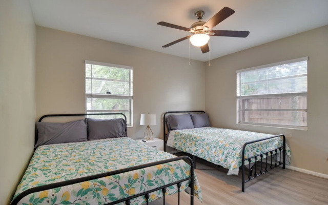 4 Mi to Dtwn: Pet-friendly Tampa Retreat