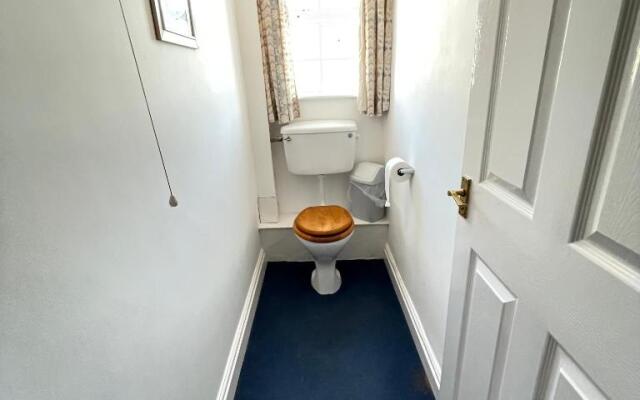 Halfway House Inn