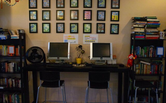 VX The Fifty - Hostel