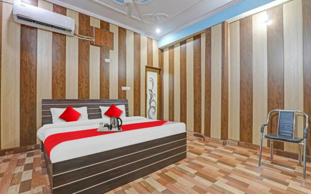 Flagship 92502 Hotel Shubh Inn