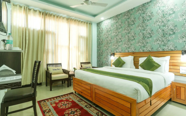 Treebo Roshan House With Valley View