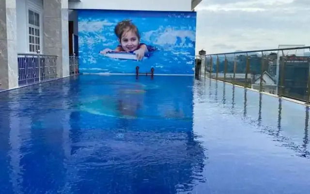 Tam Chau Luxury Hotel