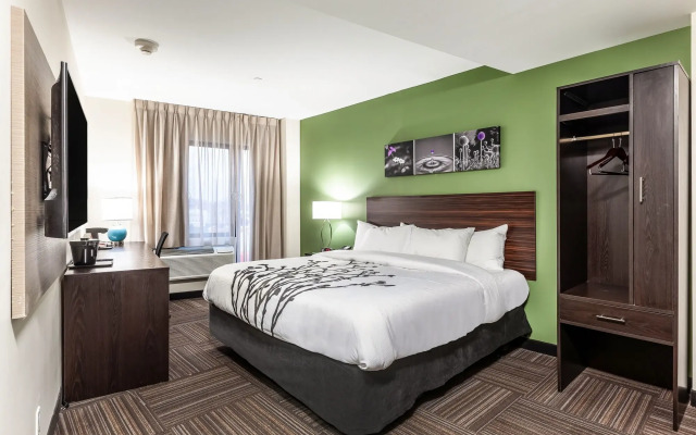 Van Wyck Hotel & Suites Near JFK Airport