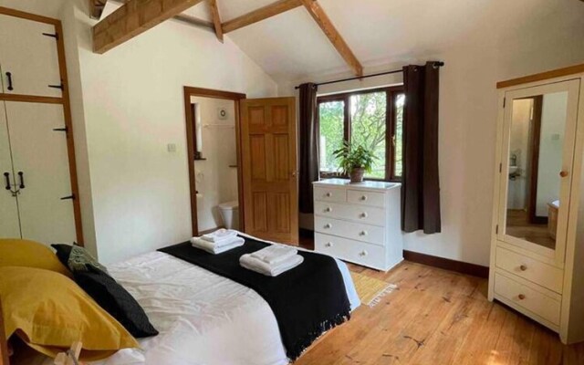 Stunning Cornish Countryside Retreat