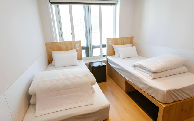 Step Inn Myeongdong 2 - Hostel