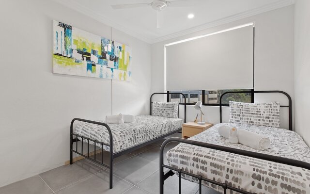 Bay Village, Unit 11/47 Shoal Bay Road