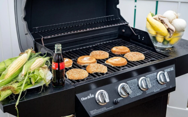 Matthew Blvd - Marina