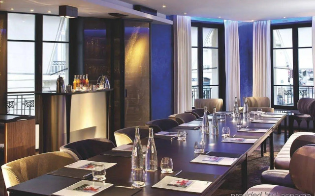 Le Metropolitan Paris Tour Eiffel, a Tribute Portfolio Hotel