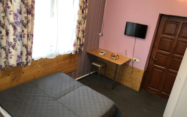 Оазис (Адлер)