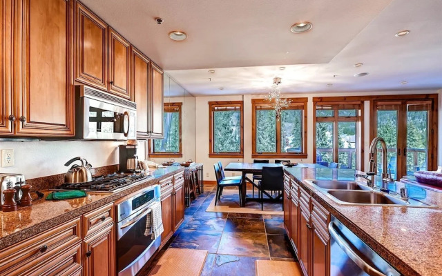4 Bedroom Condo