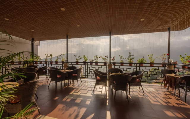 Hotel Shinkham Grand