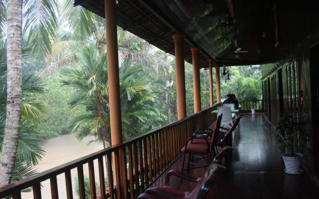 Backwater Retreat - Honeymoon House