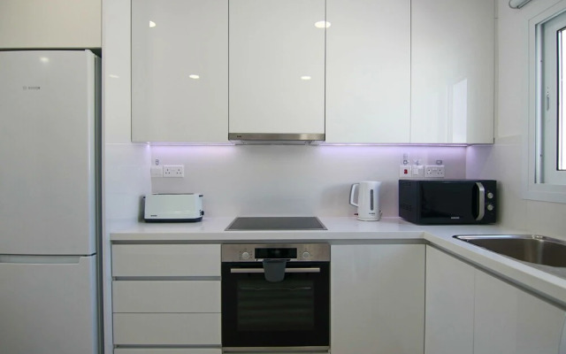 Phaedrus Living: Seaview Luxury Flat Limnaria 114