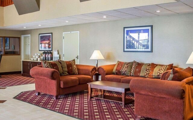 Comfort Inn North
